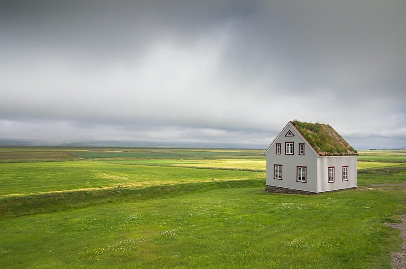 Icelandic Wilderness Retreat